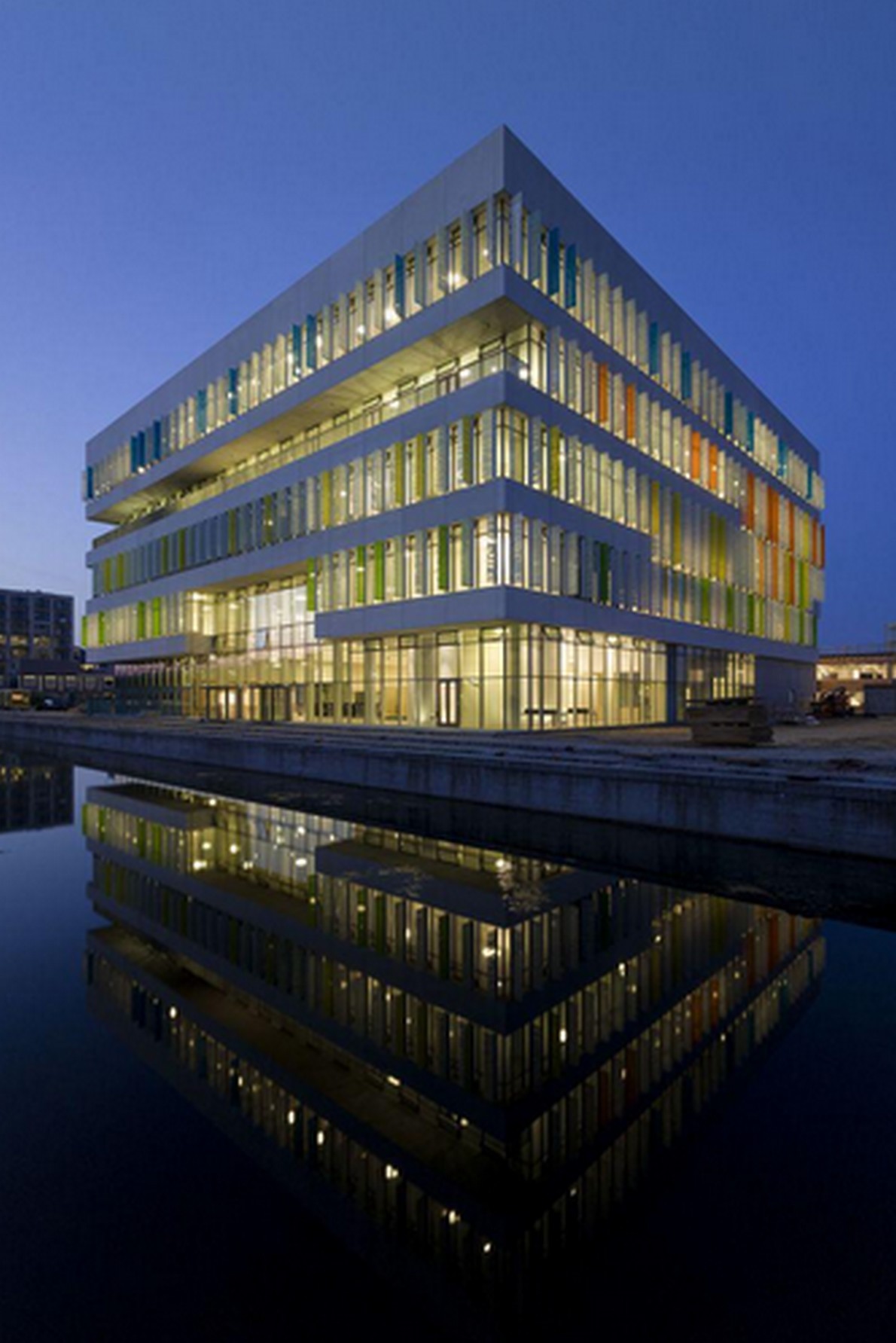 Scuole spettacolari: Orestad High School (Copenaghen, Danimarca)