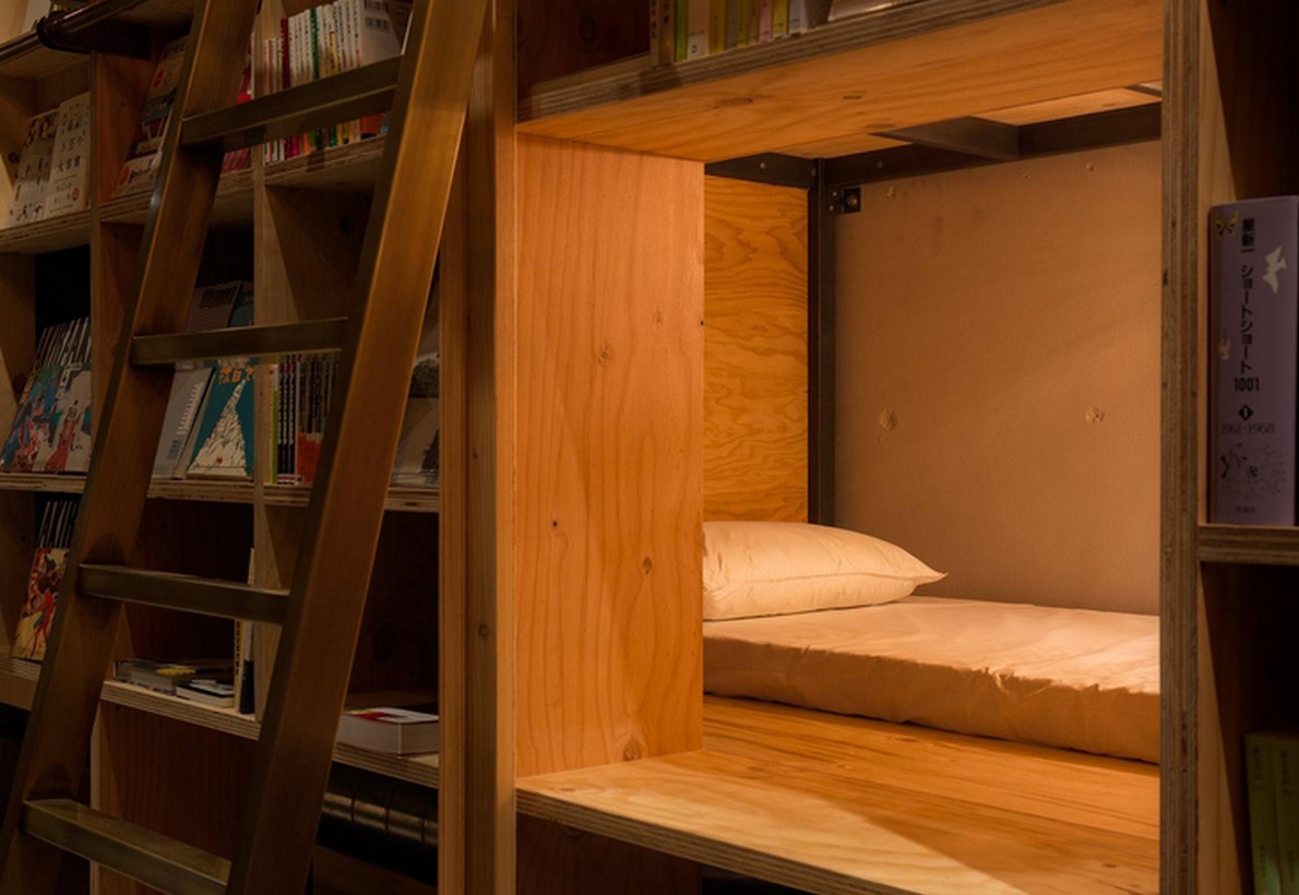 I letti nelle librerie dell'hotel