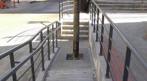 Rampa per disabili inaccesibile