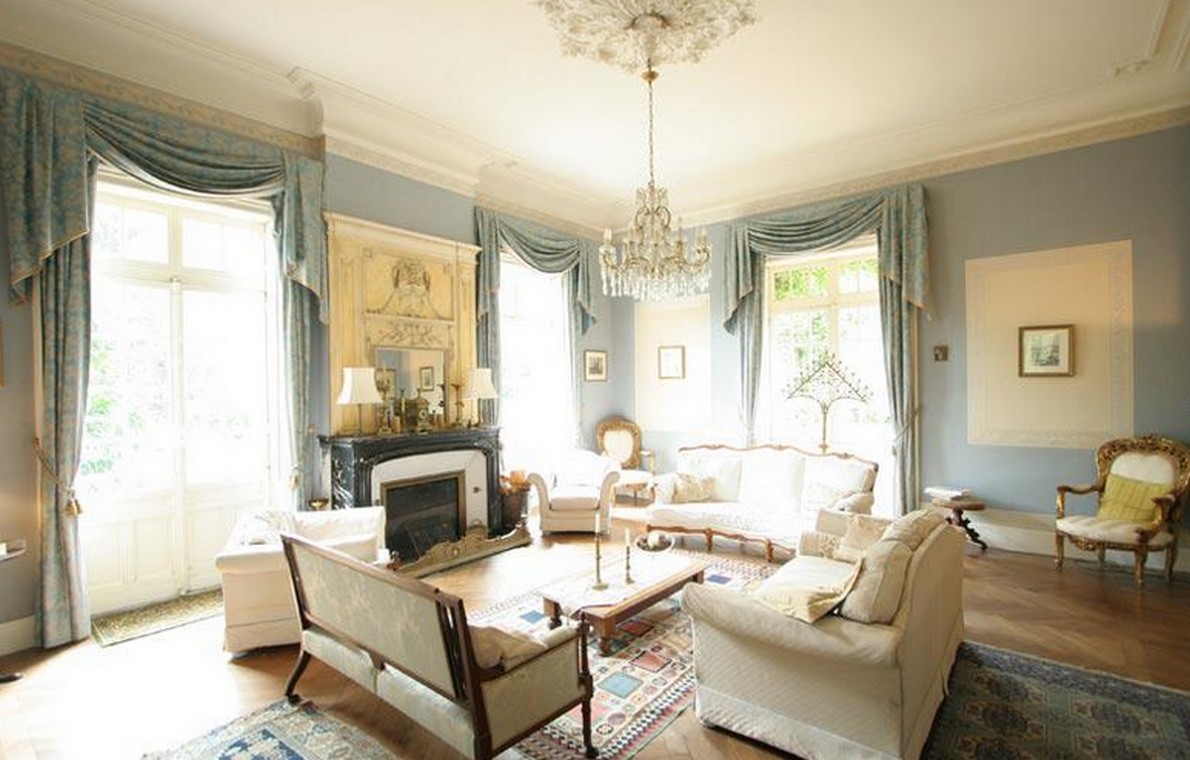 Interni della casa di lusso in Francia