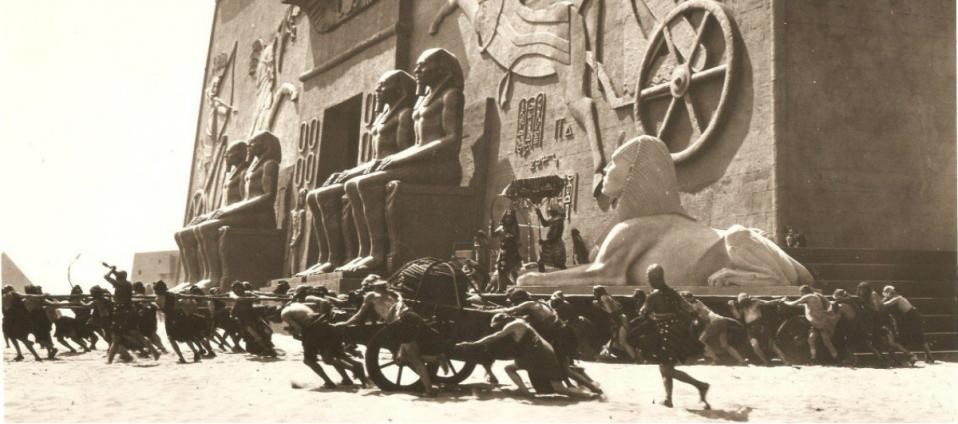 Una scena del film i "Dieci Comandamenti"