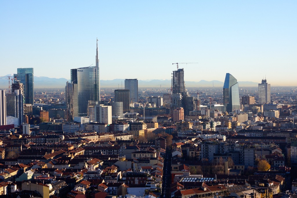 Immobiliare: crescono del 52,3% gli investimenti in Italia, Milano è il mercato numero uno