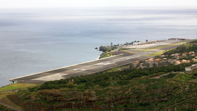 12aeropuerto-madeira
