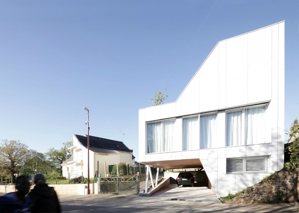 flying-box-house-by-2a-design