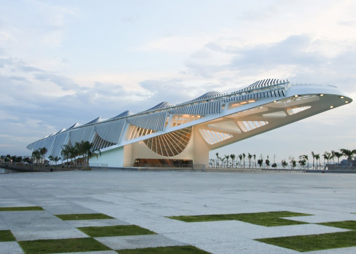 Museum of Tomorrow by Santiago Calatrava museum-of-tomorrow_santiago-calatrava_rio-de-janeiro_dezeen_1568_14