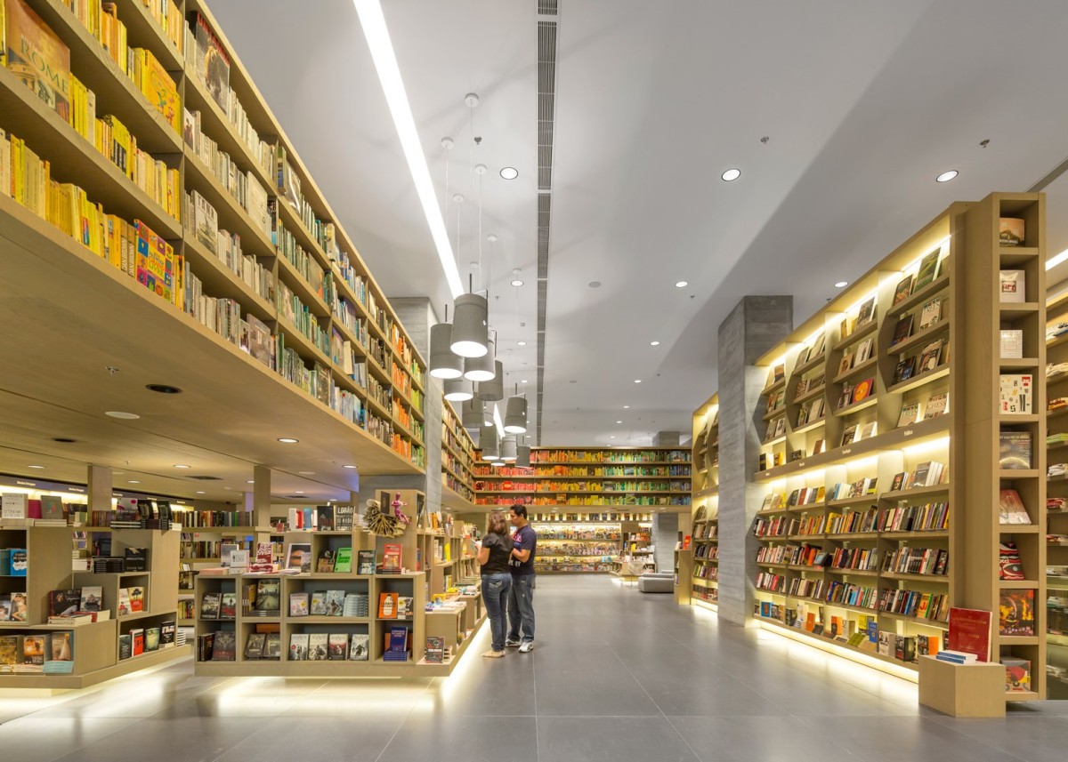 Saraiva bookshop by Studio Arthur Casas rio-bookshop-studio-arthur-casas_dezeen_1568_1