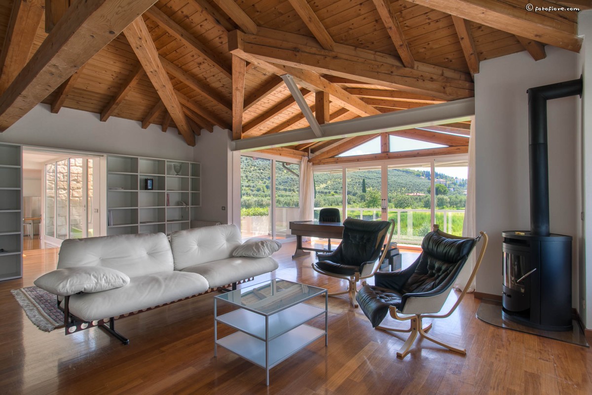 Villa moderna vicino il Lago di Garda, Trento Case vacanze con camino
