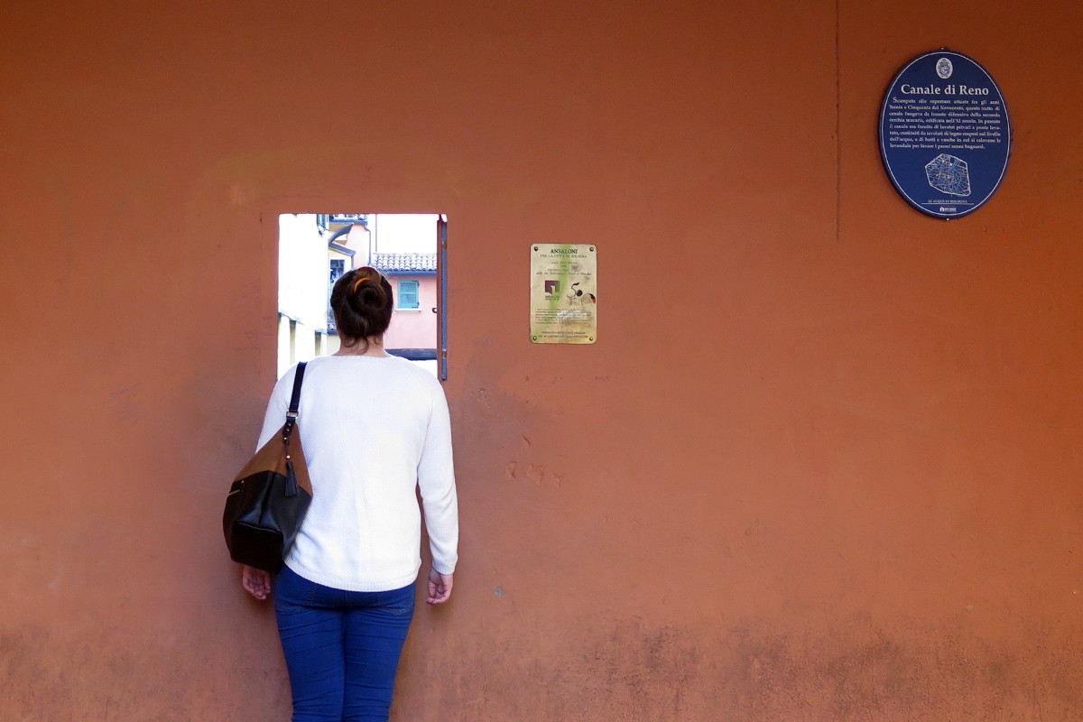 La finestra di Via Piella: uno sguardo alla Piccola Venezia di Bologna