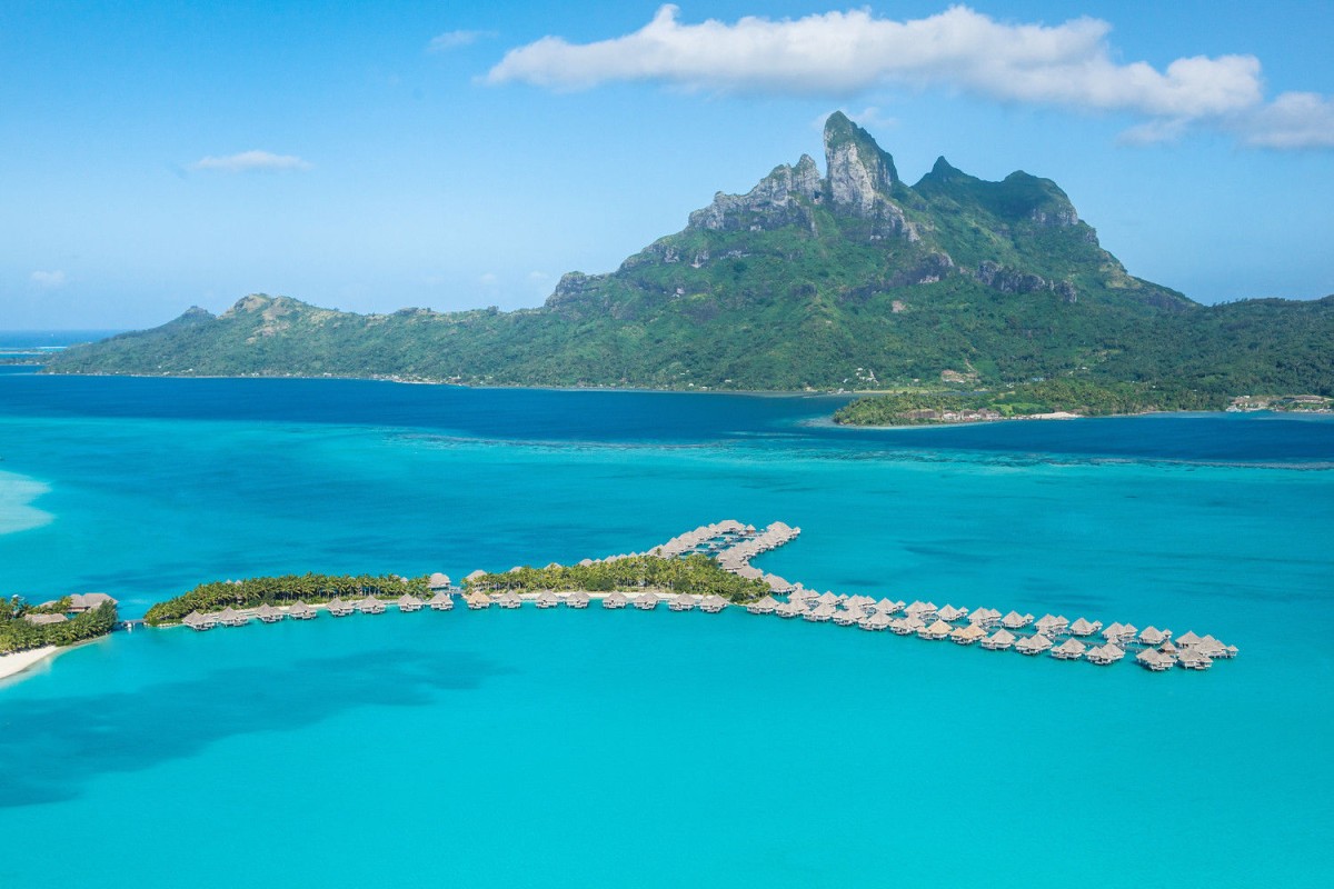 str1743ex-139660-aerial-view-of-bora-bora