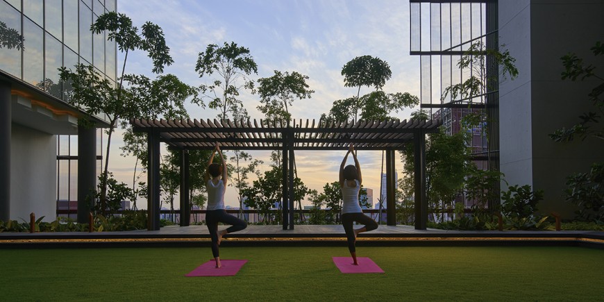 sky_garden_level_12_yoga
