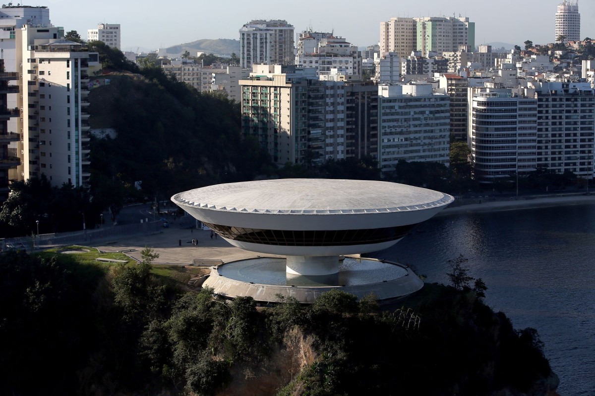 museo_de_arte_contemporaneo_de_niteroi_rio_de_janeiro_brazil_0