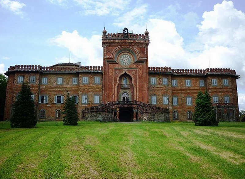 Castello di Sammezzano, tutto da rifare. Il Tribunale ha annullato la vendita agli arabi