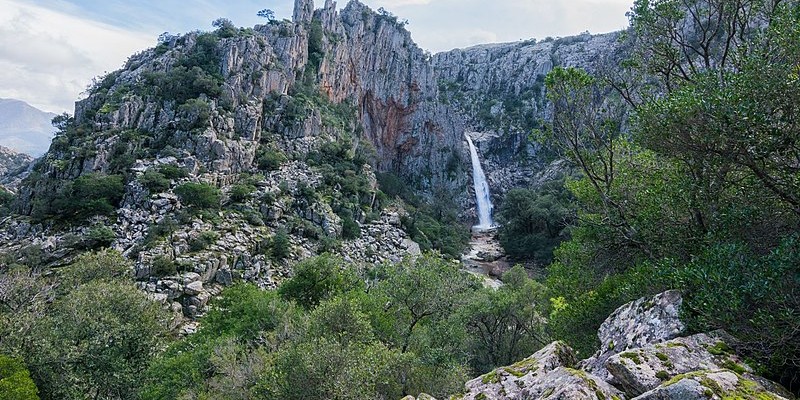 Piscina naturale Irgas