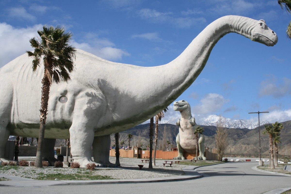 cabazon-dinosaurs-2
