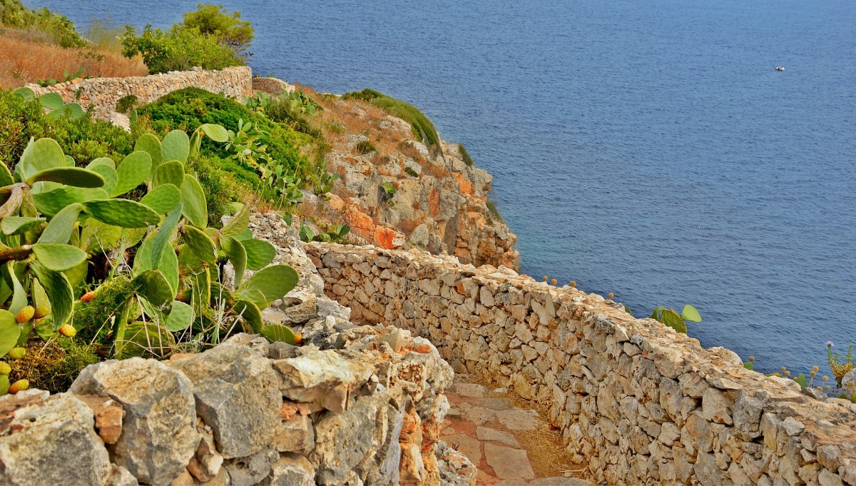 3. Salento on the road La costa italiana on the road
