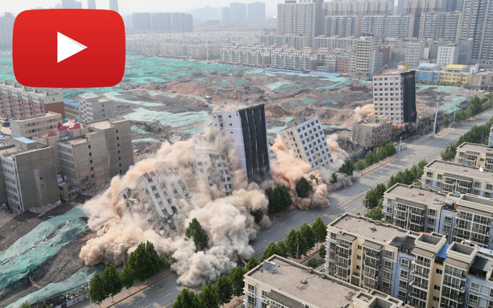 Una grande demolizione controllata in Cina: 36 edifici in appena 20 secondi