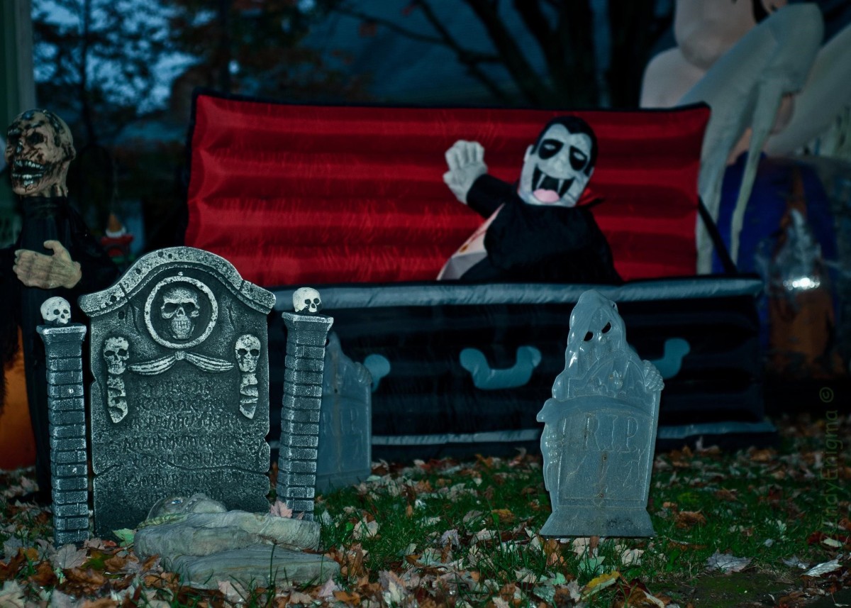 Da "La famiglia Addams " a "It": film e serie a cui ti potrai ispirare per decorare la tua casa a Halloween