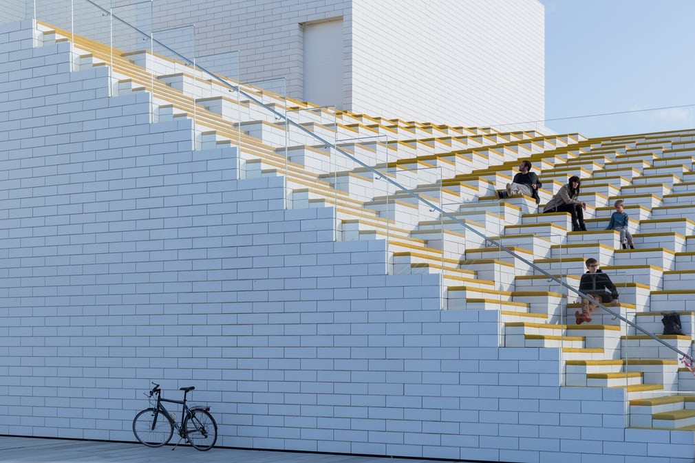 Lego House, inaugurata in Danimarca una casa realizzata con 21mila mattoncini