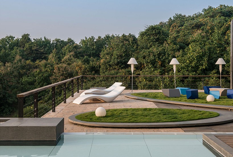 shroffleon-aurelia-house-pool-mumbai-8