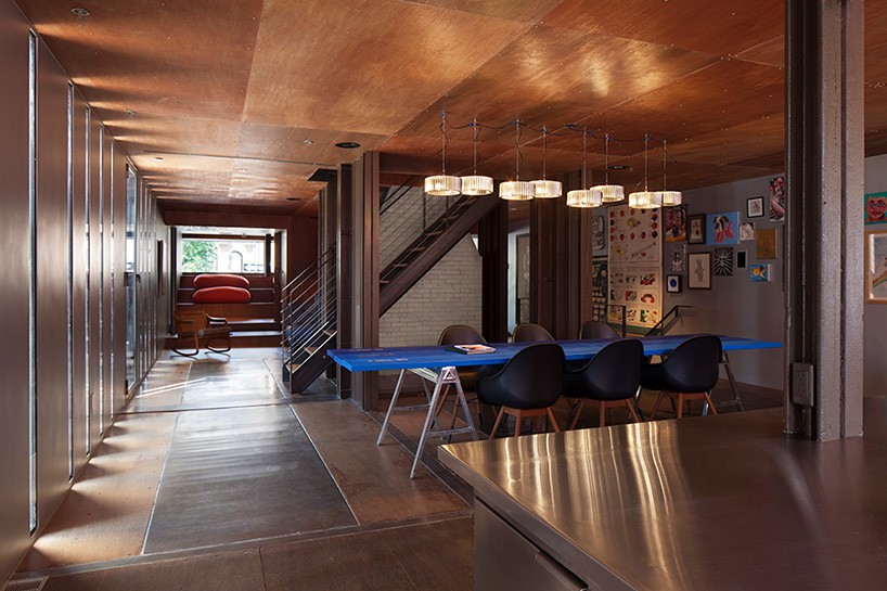 lot-ek-carroll-house-shipping-container-brooklyn-new-york-designboom-06
