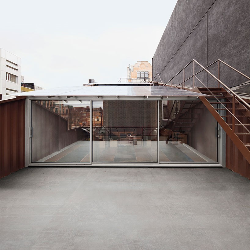 lot-ek-carroll-house-shipping-container-brooklyn-new-york-designboom-09