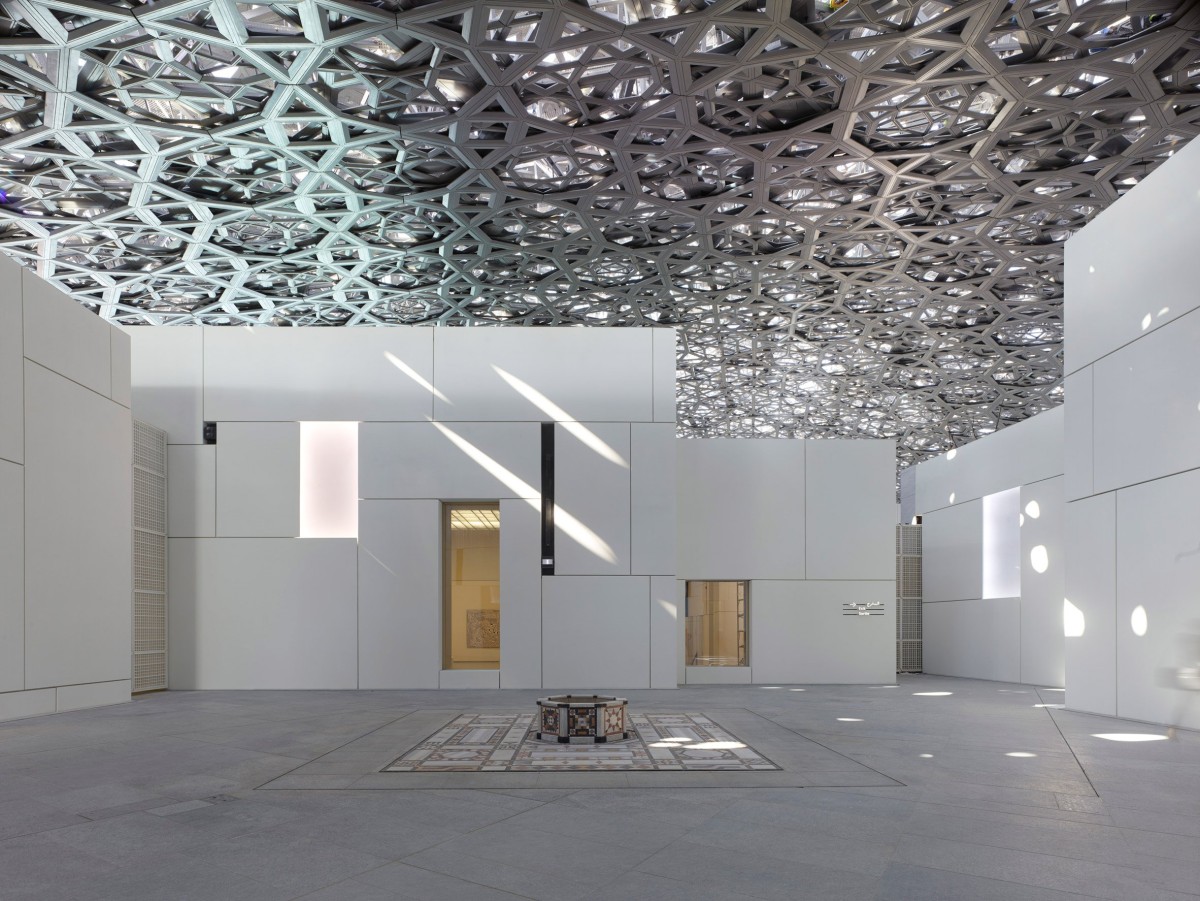 louvre-abu-dhabi-jean-nouvel-architecture-cultural-galleries_dezeen_2364_col_1