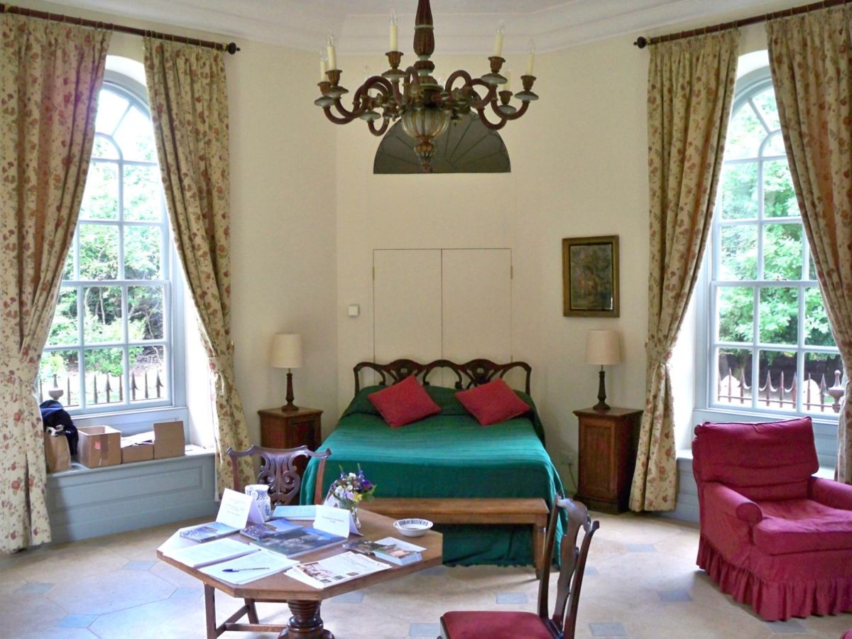 1342-queenannesbedchamber