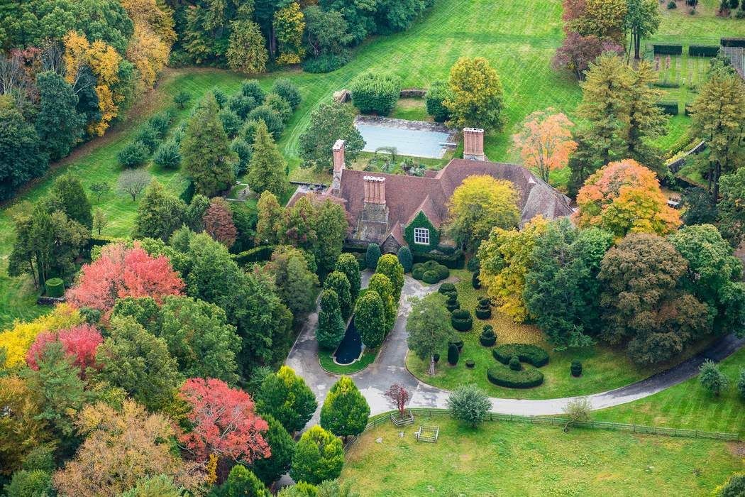 1b812584_485c_bb59_bd3a_08559d654d56_1050x700