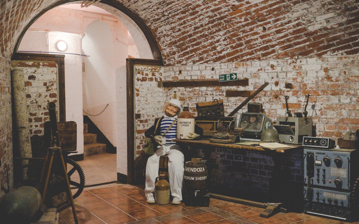 Persone nella coperta esterna