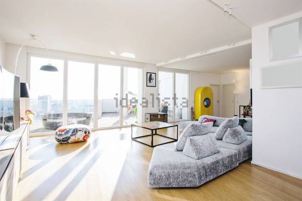 L'attico di Fedez a CityLife Fedez mette in affitto su idealista il suo attico di CityLife a Milano
