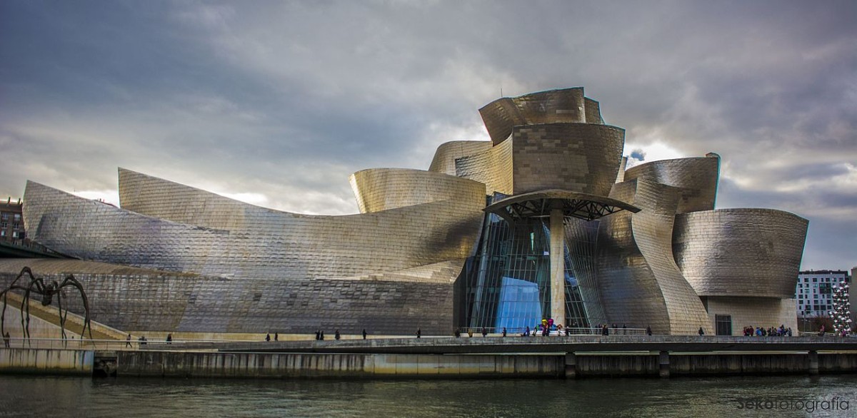 1. Bilbao: modernità a misura d’uomo Bilbao: modernità a misura d’uomo