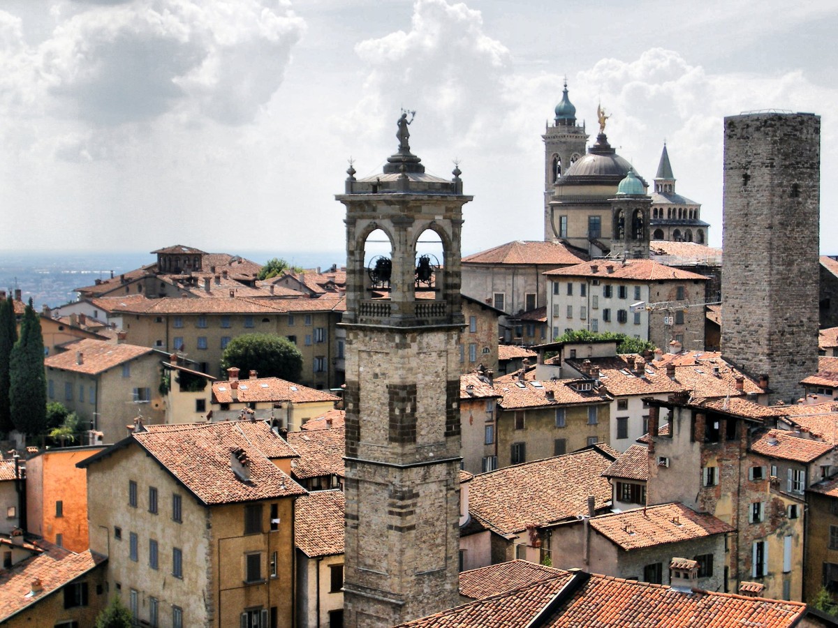 1. Bergamo: Fiera dei Librai Bergamo: Fiera dei Librai