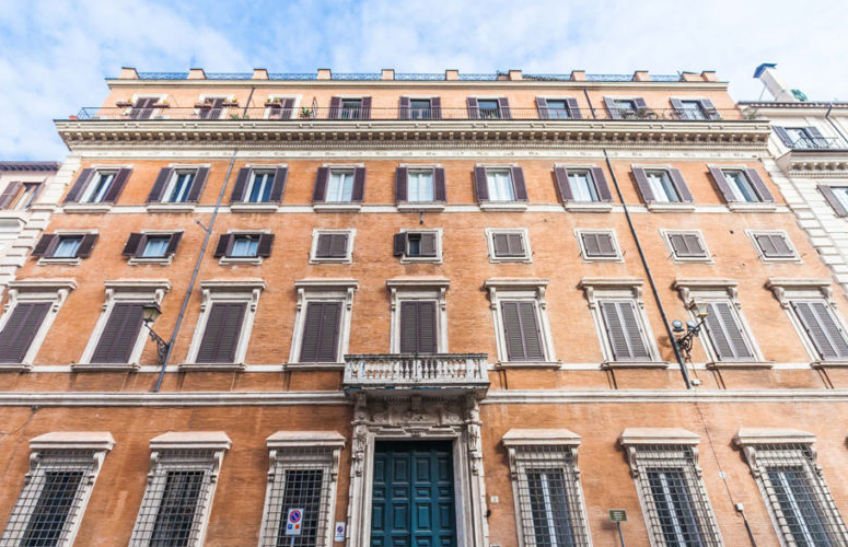 Roma, si vende all'asta un palazzo in bitcoin