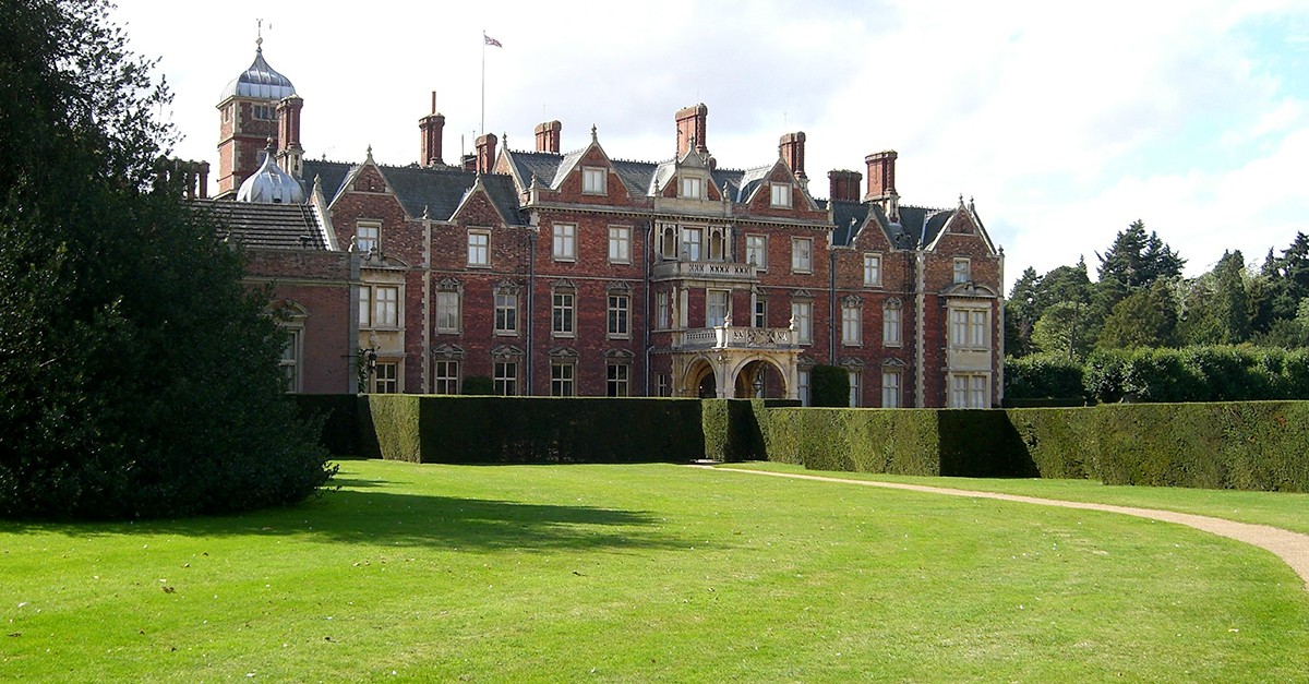 Sandringham House, Norfolk 02-sandringham_house_wiki