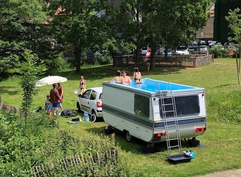 La piscina roulotte per suscitare l’invidia dei vicini
