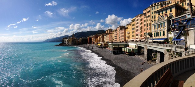 Vistas ao mar em Camogli / Wikimedia commons
