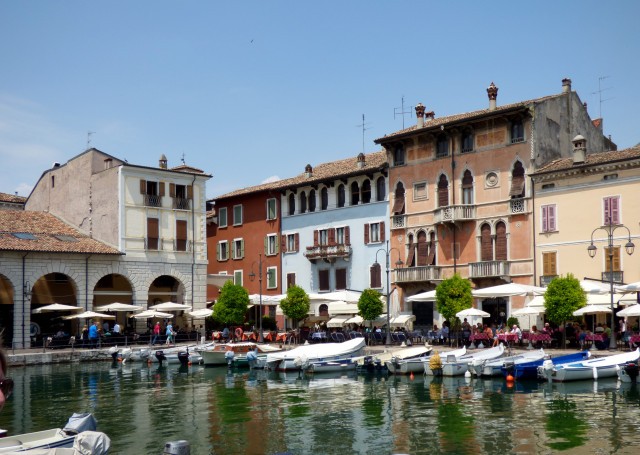 Desenzano del Garda / flickr.com/photos/hisgett/