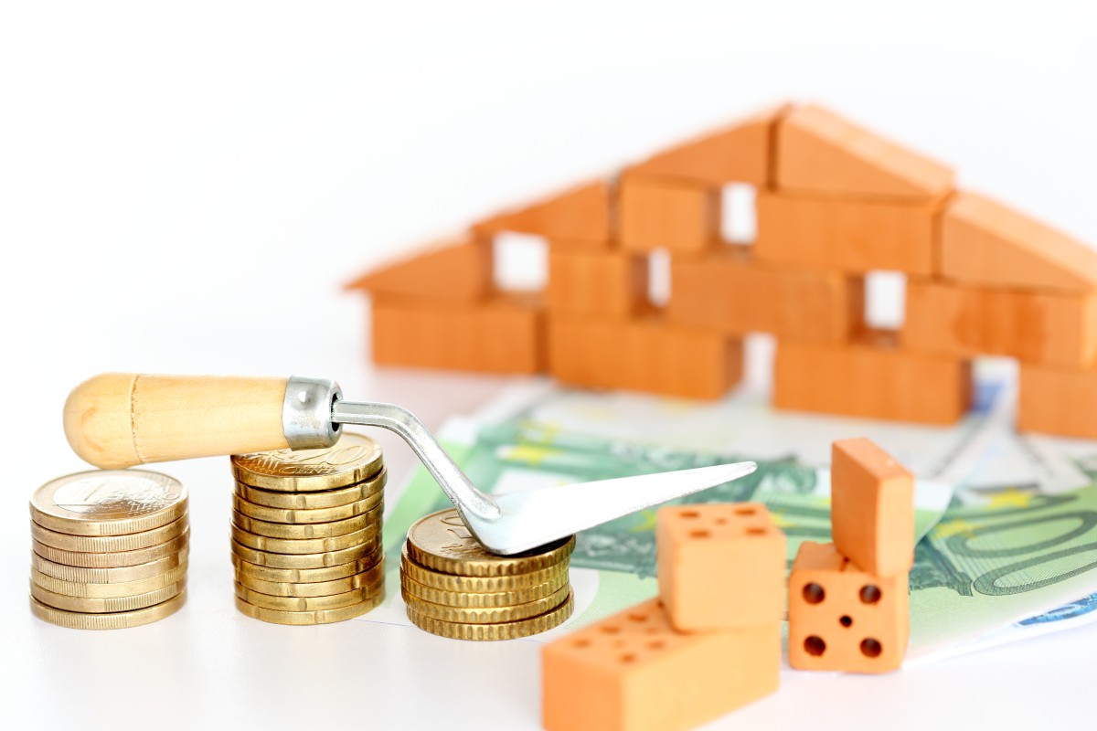 Lavori senza permessi 2018, gli interventi per l’estate