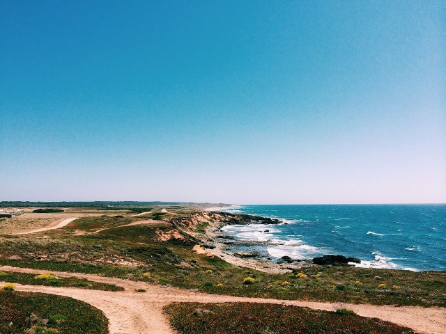 View on the Alentejo Coast / Wikimedia commons