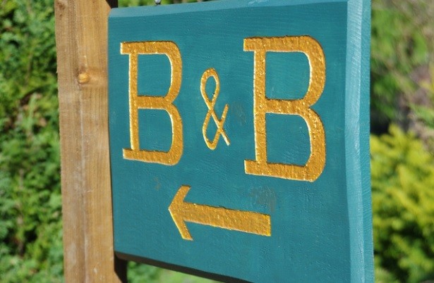 B&B