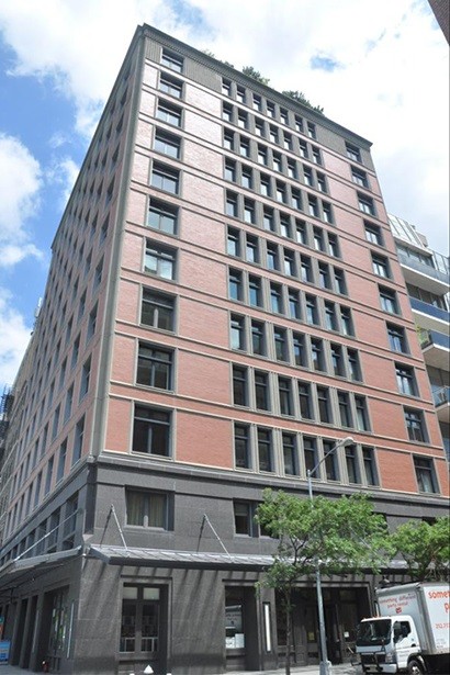 Ha undici piani oltre al piano terra