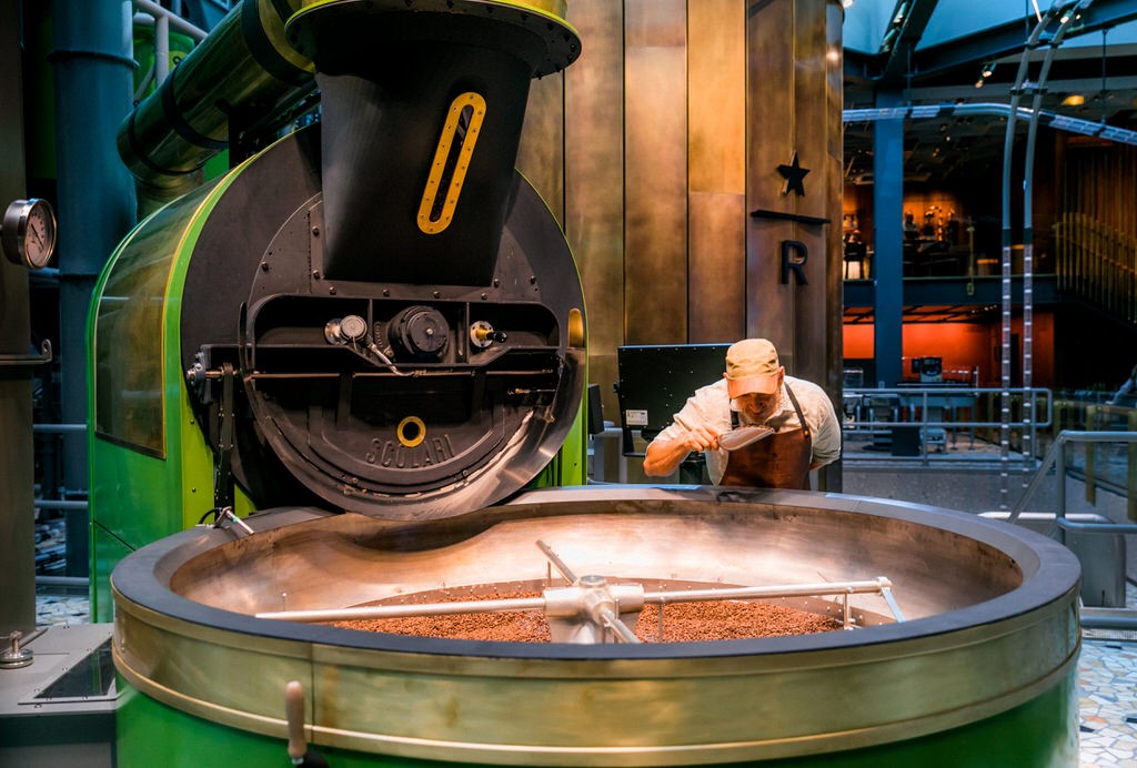 Starbucks arriva a Milano, oggi l’inaugurazione