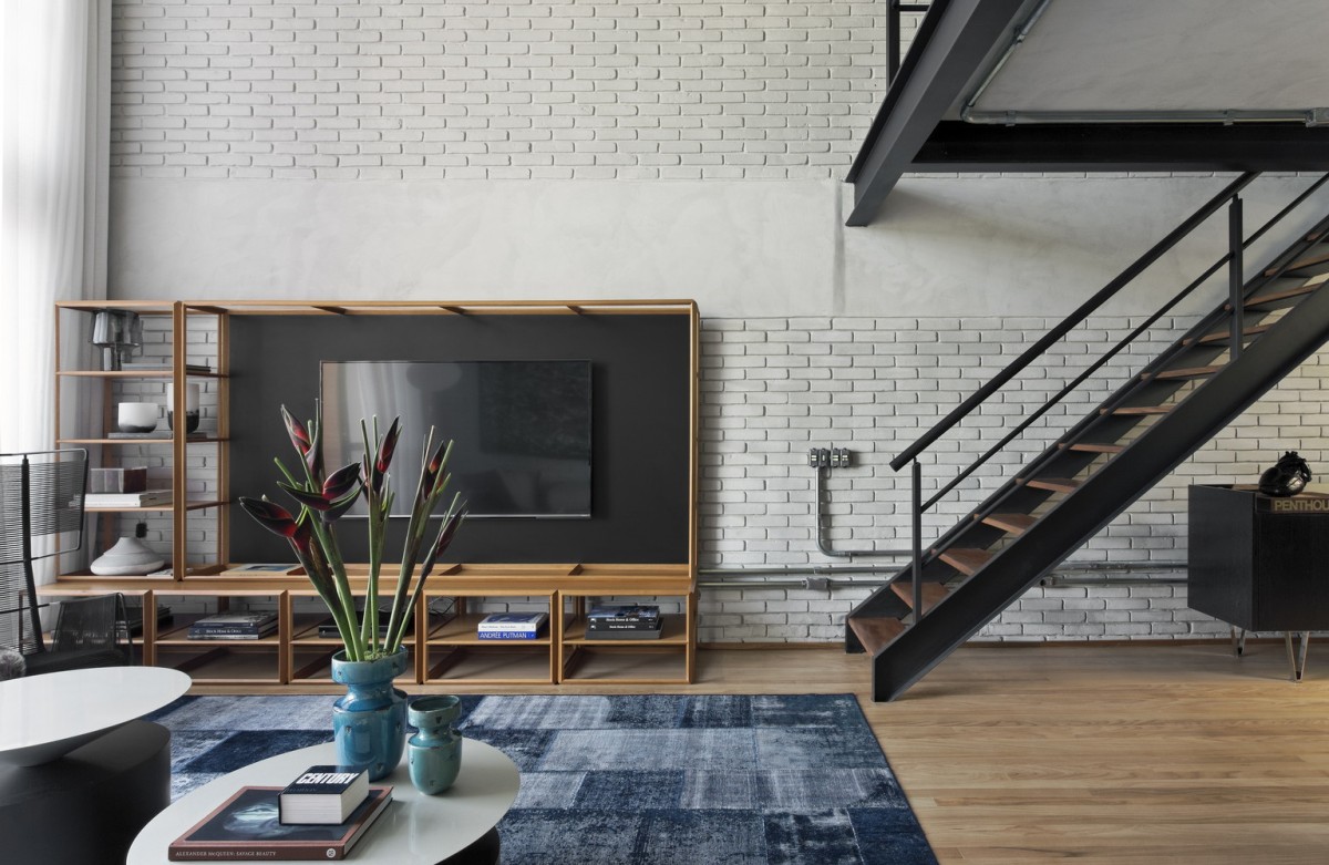 Soluzione per lo spazio tv nel loft