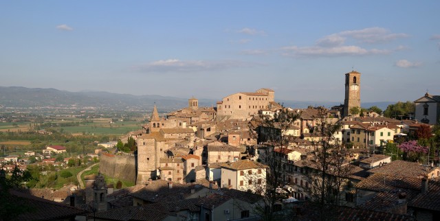 Prachtig uitzicht over het Toscaanse platteland / Wikimedia commons