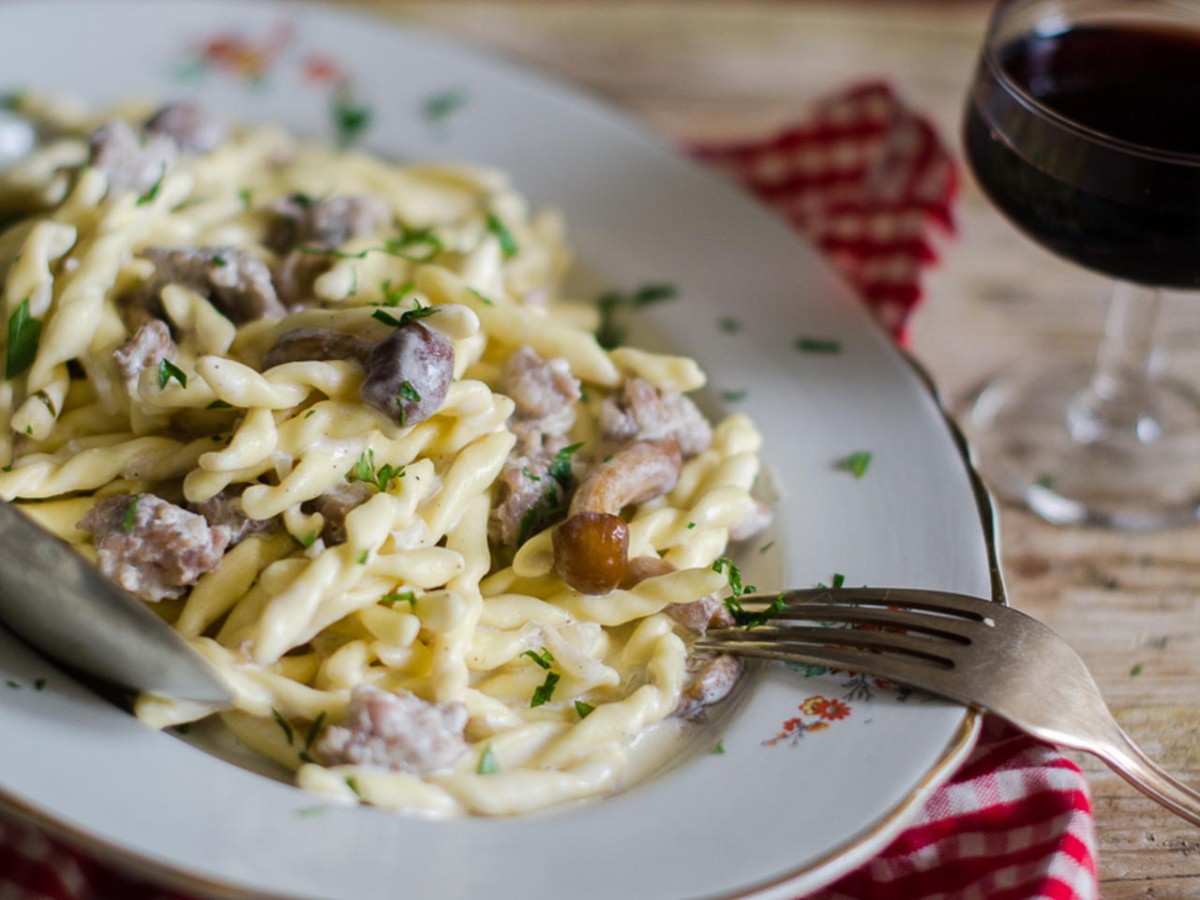 „Strozzapreti“ bedeutet „Priesterwürger" auf Italienisch / Craftlog