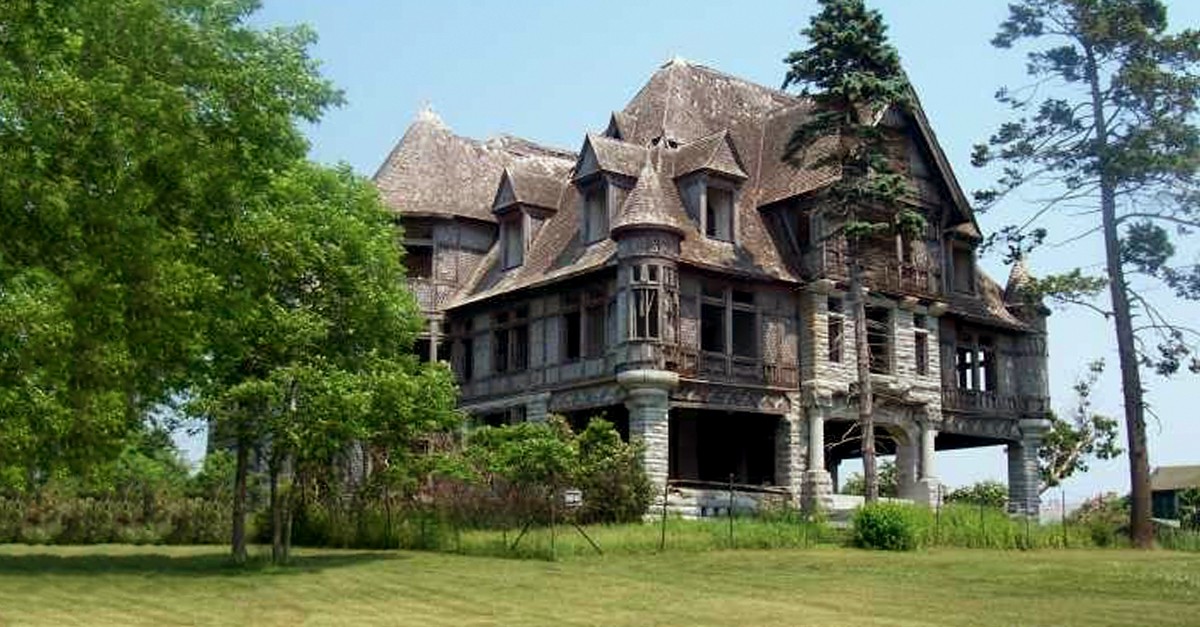 La casa stregata più grande degli Stati Uniti in vendita per 430mila euro