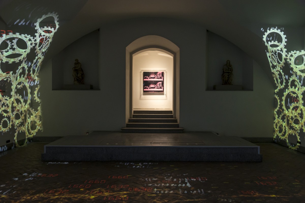 Milano, Leonardo da Vinci e Andy Warhol insieme alla Cripta di San Sepolcro