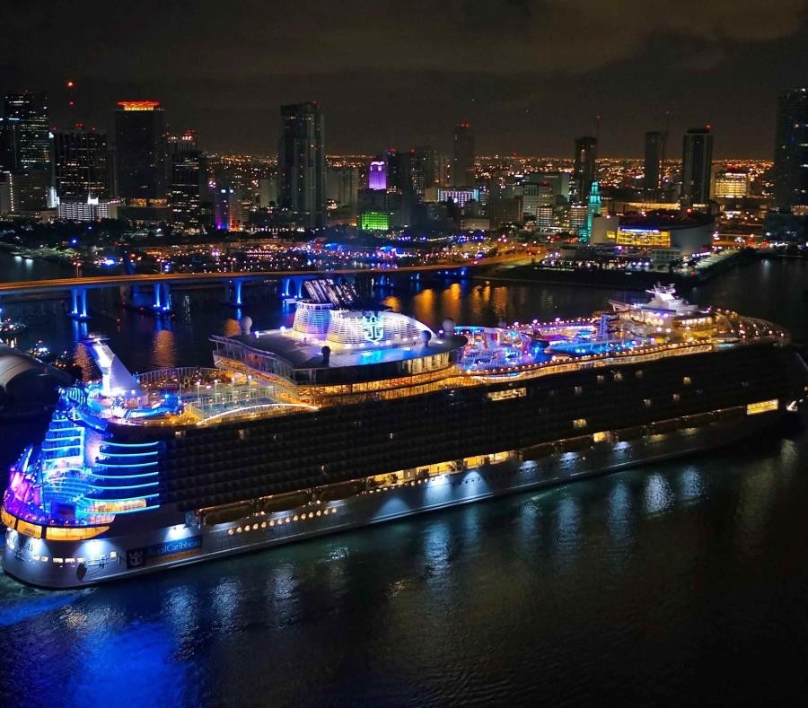 Una visita a Symphony of the Seas, la nave da crociera più grande del mondo