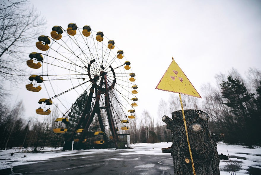 chernobyl-pripyat-5c18ee877b215_880