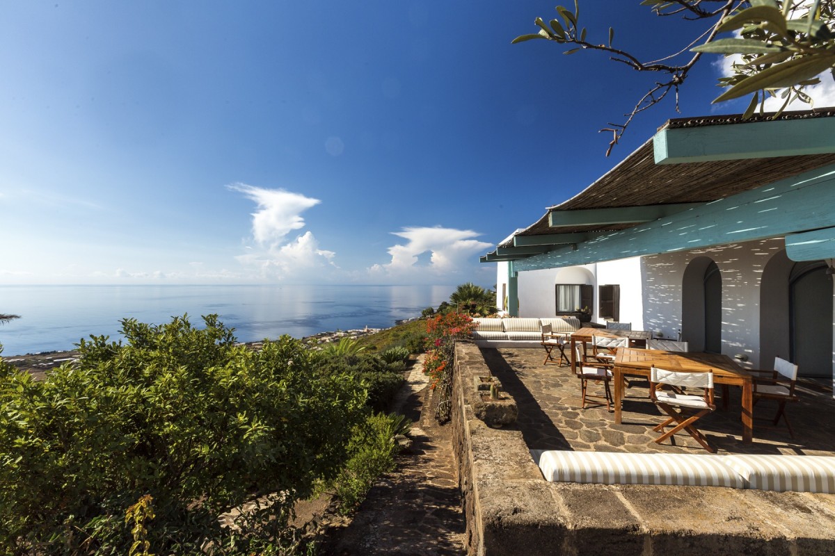 Casa típica da Ilha Pantelleria em Itália